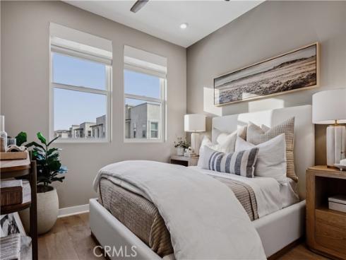 160 Palisades , Irvine, CA