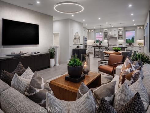 129 Sawtelle