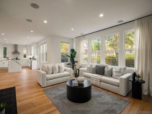 31 Montclair , Irvine, CA