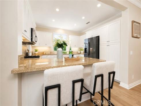 221 Mantle , Irvine, CA