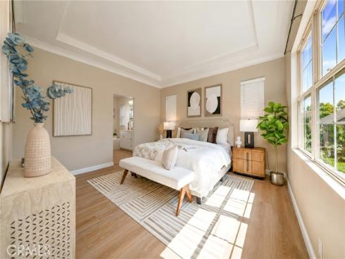 221 Mantle , Irvine, CA