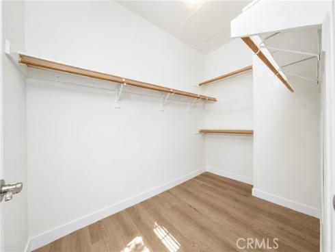 221 Mantle , Irvine, CA