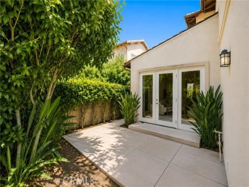 221 Mantle , Irvine, CA