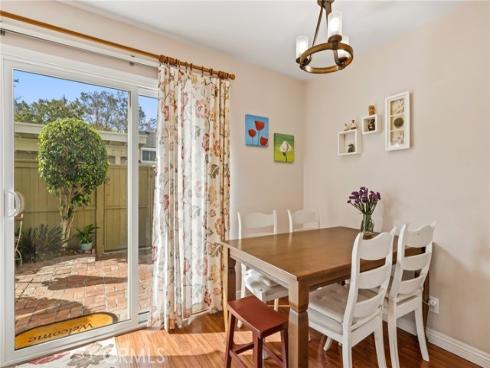 31 Greenbough 132 , Irvine, CA