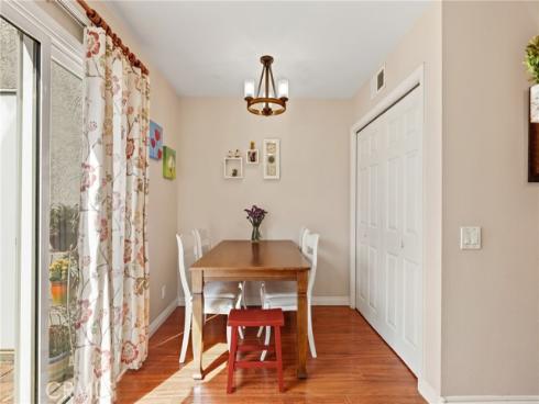 31 Greenbough 132 , Irvine, CA