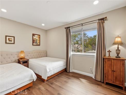 31 Greenbough 132 , Irvine, CA