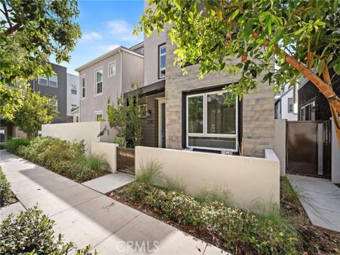 230 Abacus , Irvine, CA