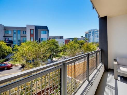 162  Bowery  , Irvine, CA