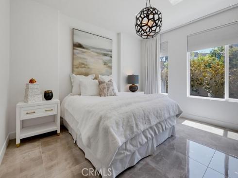 162  Bowery  , Irvine, CA
