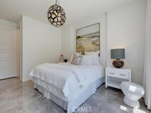 162  Bowery  , Irvine, CA