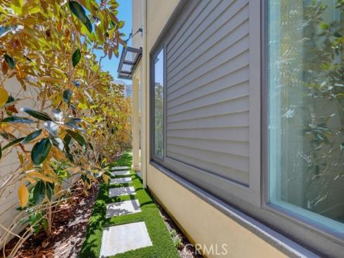 162  Bowery  , Irvine, CA