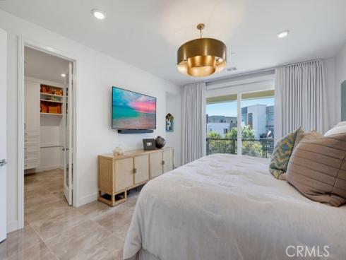 162  Bowery  , Irvine, CA
