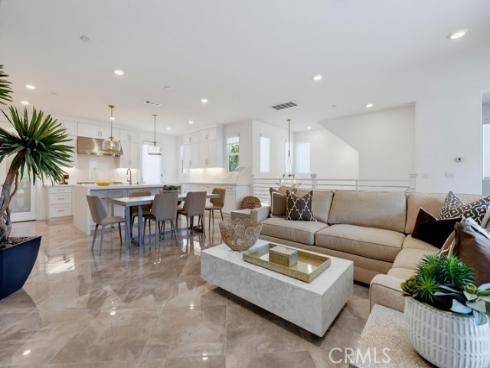 162  Bowery  , Irvine, CA