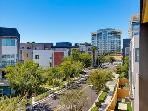 162  Bowery  , Irvine, CA
