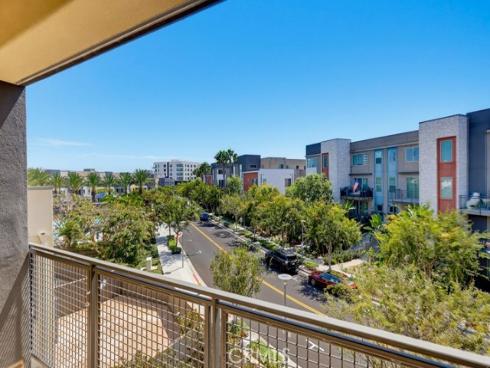 162  Bowery  , Irvine, CA