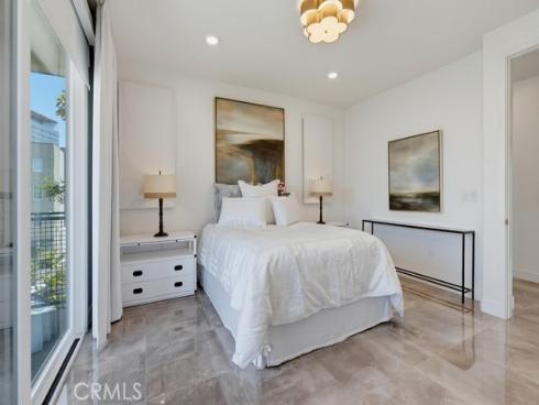 162  Bowery  , Irvine, CA