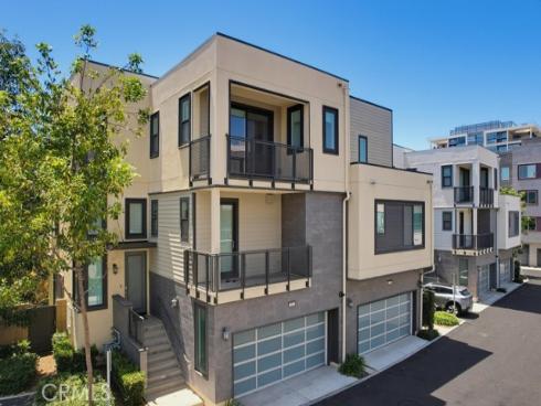 162  Bowery  , Irvine, CA