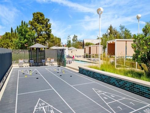 929 Treble , Irvine, CA