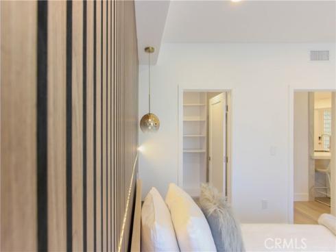 2253 Martin 302 , Irvine, CA