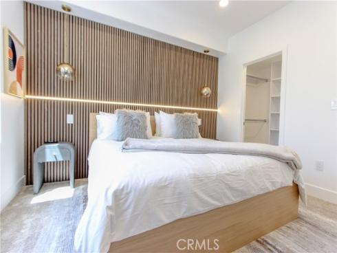 2253 Martin 302 , Irvine, CA