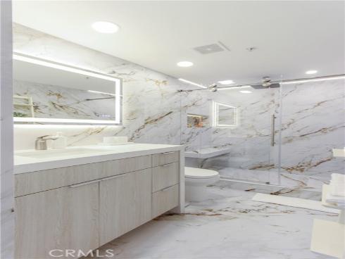 2253 Martin 302 , Irvine, CA