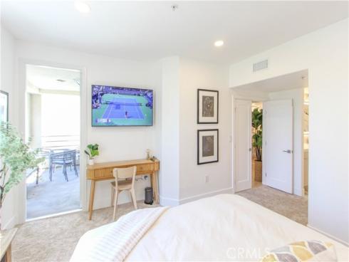 2253 Martin 302 , Irvine, CA