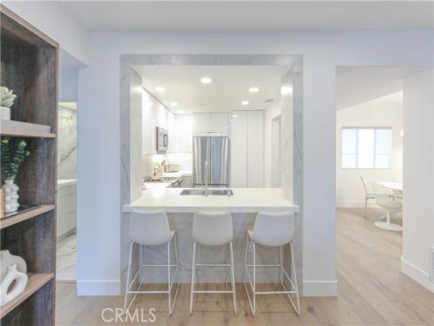 2253 Martin 302 , Irvine, CA