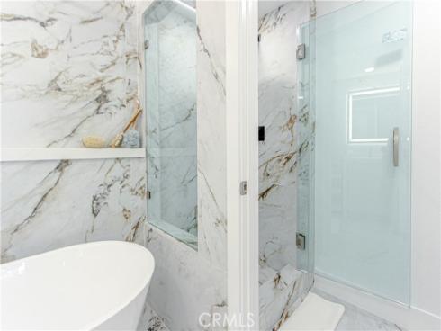 2253 Martin 302 , Irvine, CA
