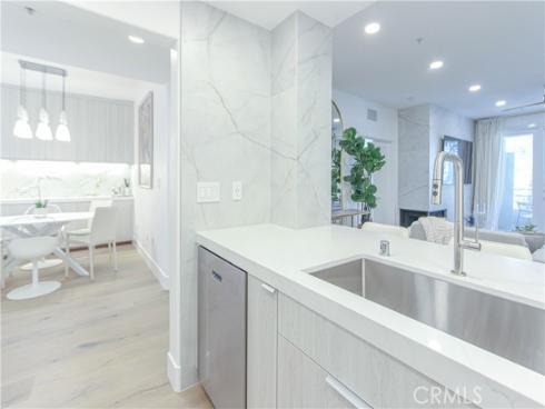 2253 Martin 302 , Irvine, CA