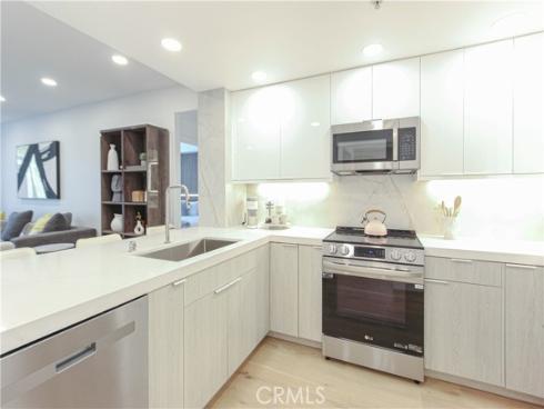 2253 Martin 302 , Irvine, CA