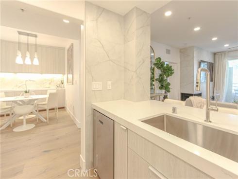 2253 Martin 302 , Irvine, CA