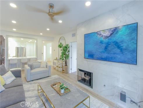 2253 Martin 302 , Irvine, CA