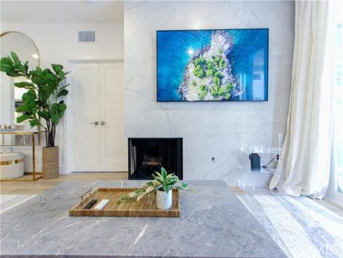 2253 Martin 302 , Irvine, CA