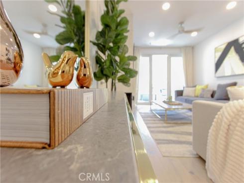 2253 Martin 302 , Irvine, CA