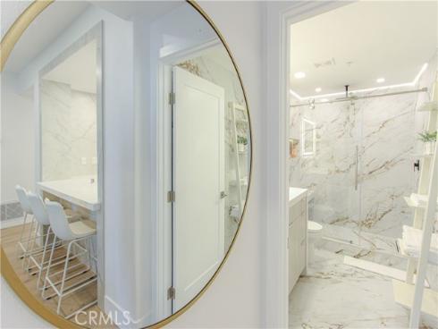 2253 Martin 302 , Irvine, CA