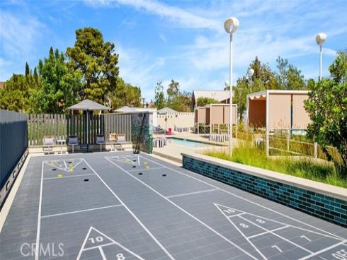 925 Treble , Irvine, CA