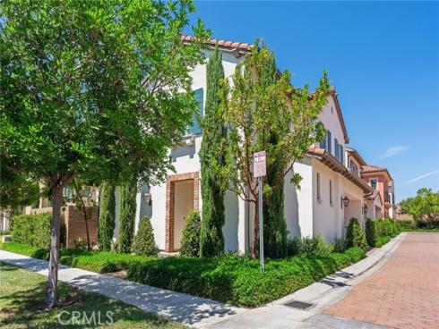 115 Della , Irvine, CA
