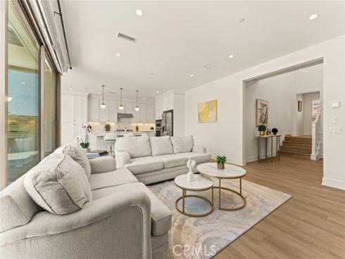 115 Della , Irvine, CA