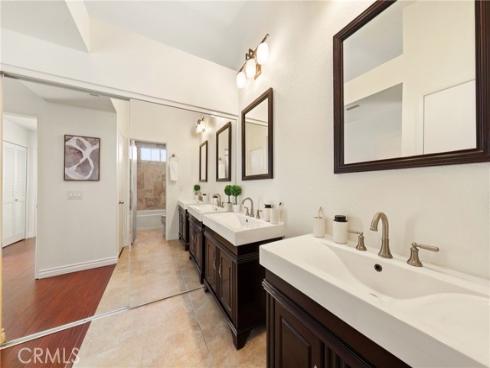 130 Almador , Irvine, CA