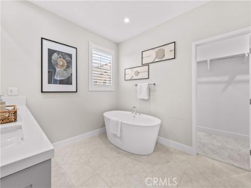 147 Fairgreen , Irvine, CA