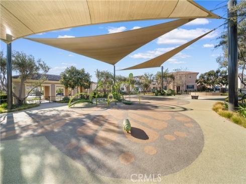 147 Fairgreen , Irvine, CA