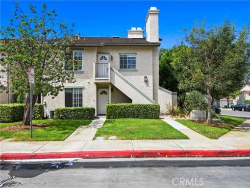 141 Oxford , Irvine, CA
