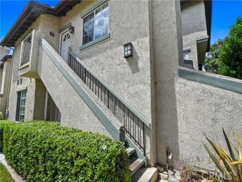 141 Oxford , Irvine, CA