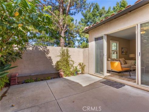 60 Pathway , Irvine, CA
