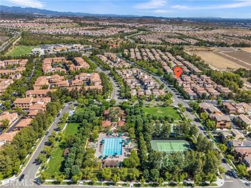 60 Pathway , Irvine, CA