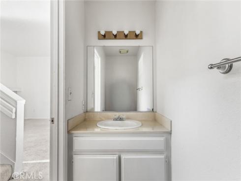 194 Greenmoor , Irvine, CA