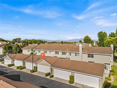 194 Greenmoor , Irvine, CA
