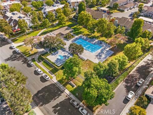194 Greenmoor , Irvine, CA