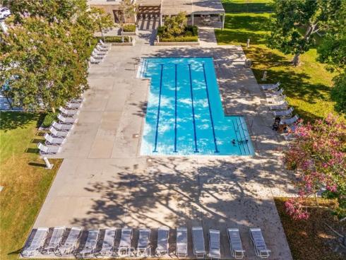 194 Greenmoor , Irvine, CA