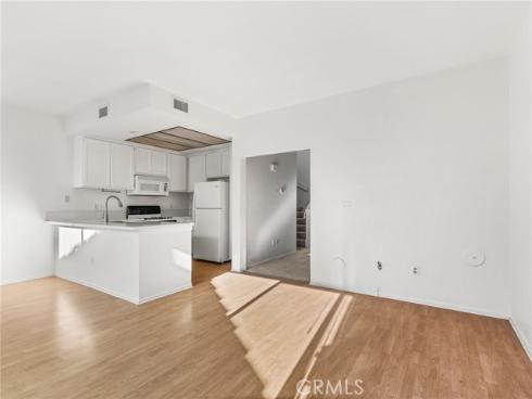 194 Greenmoor , Irvine, CA